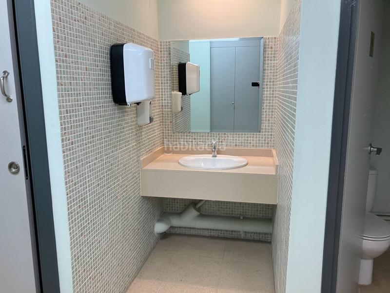 Foto d9b607ce-33a6-4534-84e6-4d3c869f1fd3. Lloguer local comercial a San Pere Terrassa