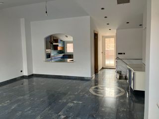 Duplex in Carretera de Vic - Remei. Fantástico duplex en centro de manresa