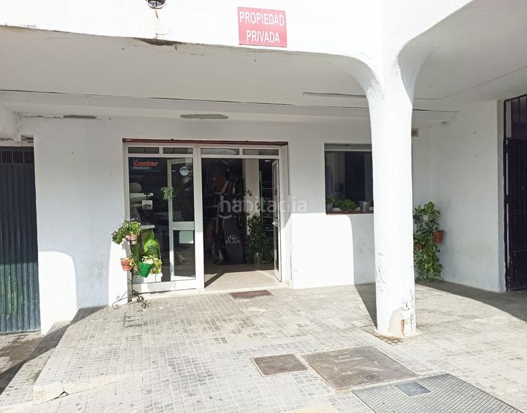 Foto bd11adcf-4e9b-4a17-bda1-aad8eba47ad4. Local comercial  en excelente ubicaciu00f3n. en Tarifa