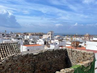 Casa a Tarifa Ciudad. Casa de pueblo situada en el casco antiguo.