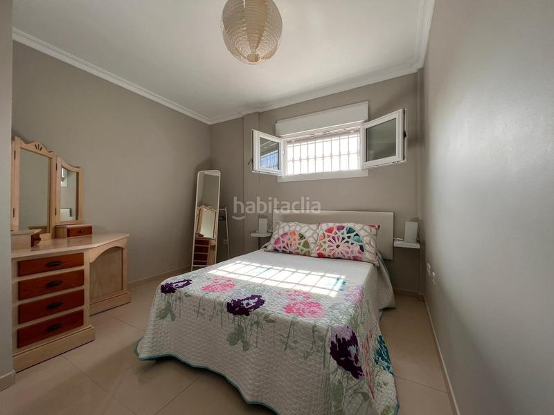 Foto fd34f45d-8442-4848-ba4c-f8b6e0dc4105. Chalet avec parking piscine dans Barrios (Los)