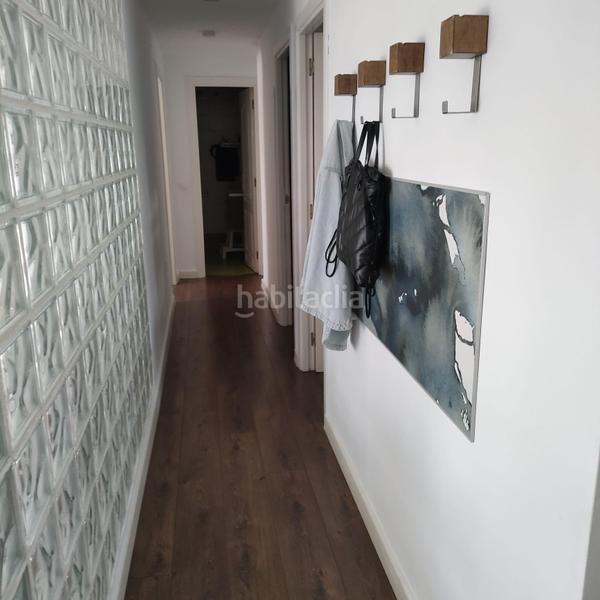 Foto 520f5b2b-e8c3-44a2-8845-b5b758ca57de. Dachwohnung mit parking pool in San Bernabé Algeciras