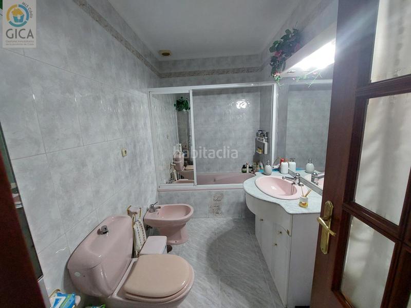 Foto c2e78817-7022-4fbd-960c-f9a18151e43e. Casa amb aparcament a Casco Antiguo Algeciras