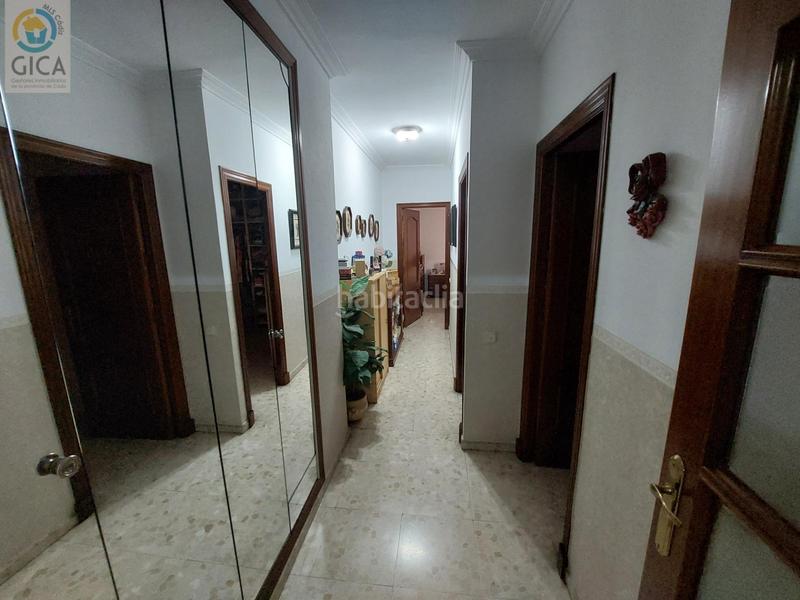 Foto c626d29c-211b-4a56-8489-bc92825bbdb0. Casa amb aparcament a Casco Antiguo Algeciras