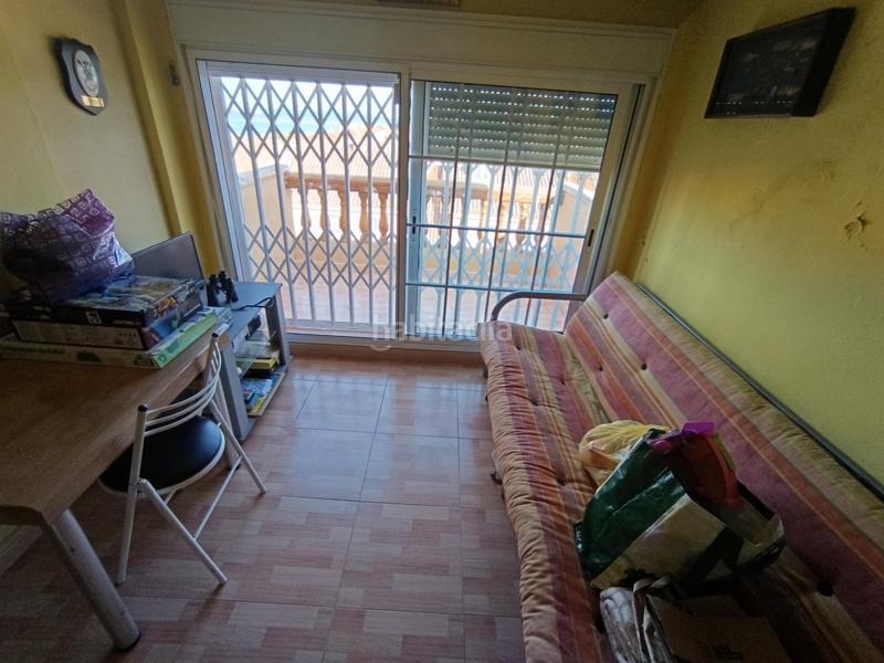 Foto 9a1376a7-0957-4612-93ba-79e0430048e6. Lloguer casa adossada amb aparcament a San García Algeciras