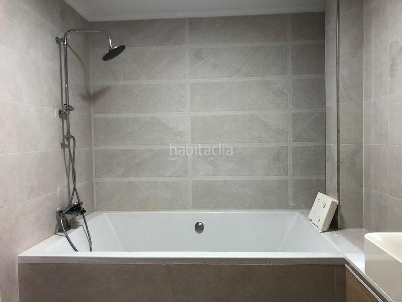 Foto f6bf15a2-f608-4db2-9e8b-b4f1536732d9. Maison jumelée avec parking dans La Granja - La Colina - Los Pastores Algeciras