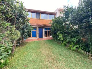 Reihenhaus in San García. Casa adosada san garcia