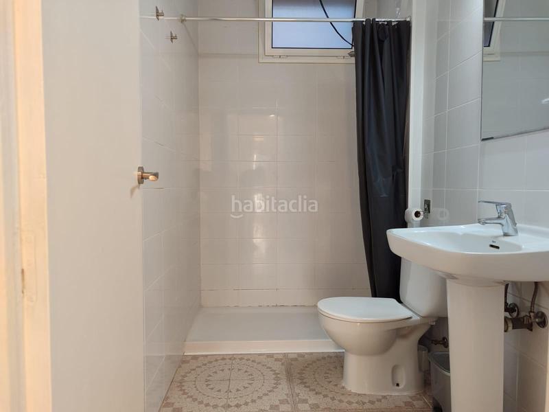 Foto 669927cb-3e08-42d3-9f43-c0f82707a456. Alquiler piso se alquila vivienda en urbanización carteya en Algeciras