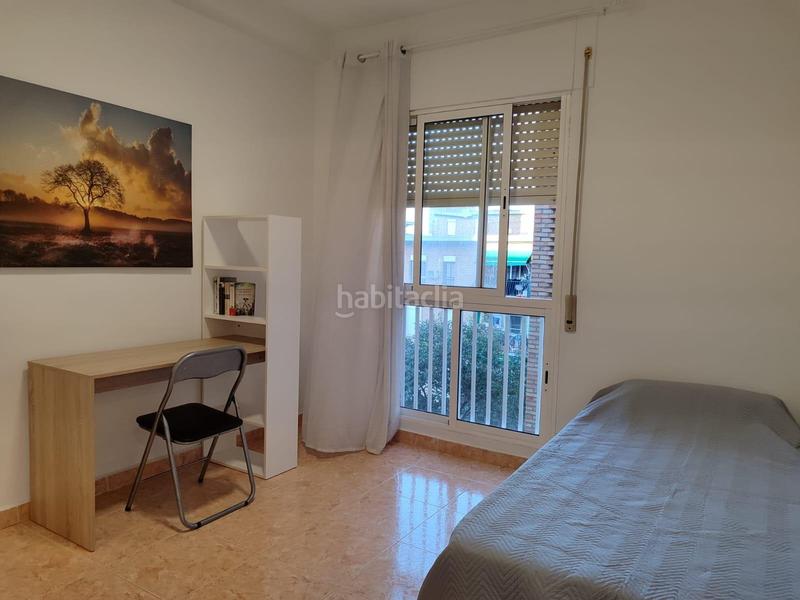 Foto ad2e4255-9c86-42ce-9418-c8bbf077622e. Alquiler piso se alquila vivienda en urbanización carteya en Algeciras