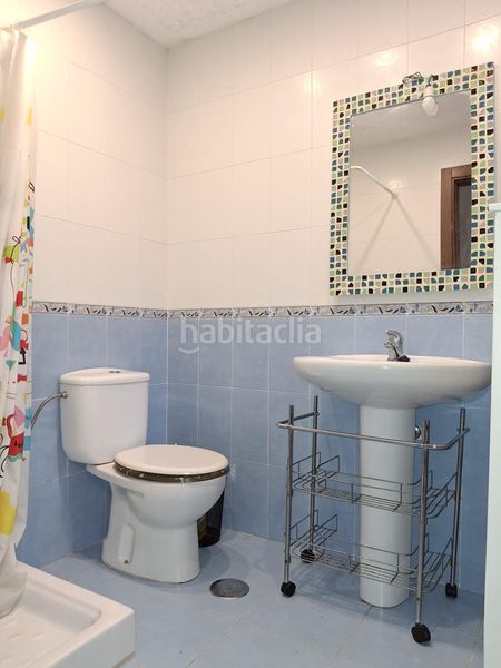 Foto 601bf80c-b697-4878-a0d1-194052c27548. Casa adossada amb aparcament a Pescadores - Saladillo Algeciras