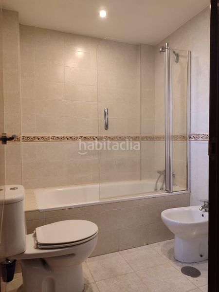 Foto 69e7cefa-10bd-422a-8fcb-73073b3d9fa6. Casa adossada amb aparcament a Pescadores - Saladillo Algeciras