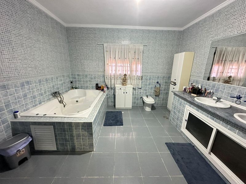 Foto fd4f42c8-dbea-4897-a128-cb23748ab22a. Casa amb aparcament a El Zabal-Santa Margarita Línea de la Concepción (La)