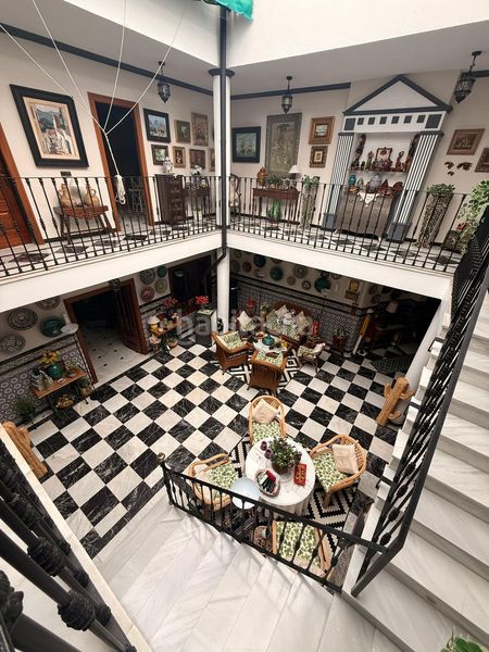 Foto 1cfb3980-8079-4031-bb92-e81291ce6dad. Casa amb aparcament a Casco Antiguo Algeciras