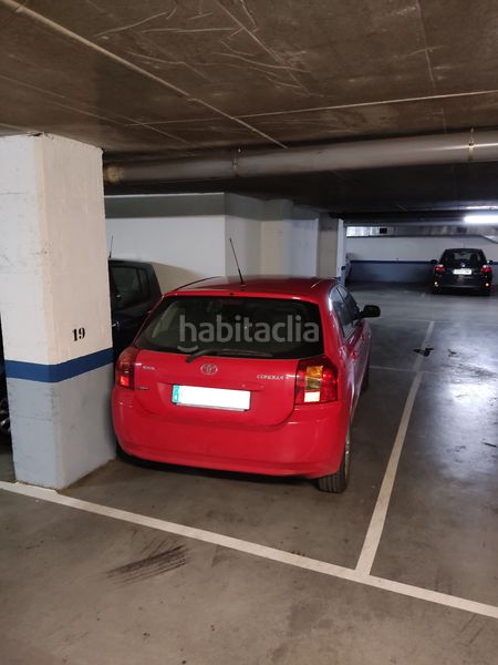 Foto 7656215b-b36b-4475-bdb1-cc01a031f345. Car parking in carrer de les corts catalanes 1 in Lleida