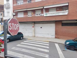 Lloguer Local Comercial  Passeig del pont. Gran local centrico en mora d´ebre