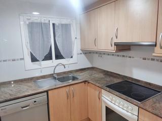 Flat in Muralla de la font nova 36. Piso céntrico en riudoms