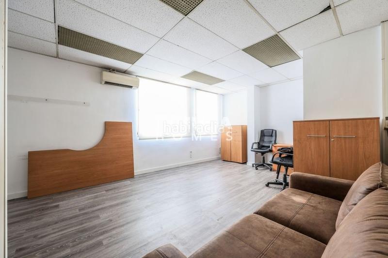 Foto 7ea2502a-a7a8-45da-91ee-95e2169e4418. Oficina amb calefacció a Trafalgar Madrid