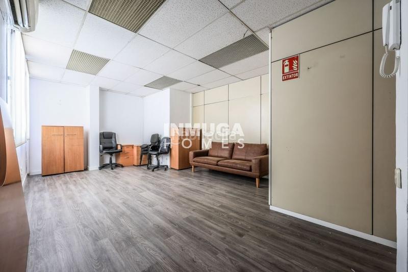 Foto d6144724-ec61-4021-af45-bf63c39e2a5d. Oficina amb calefacció a Trafalgar Madrid