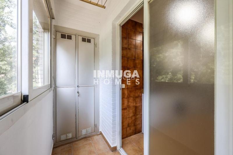 Foto 9dd87802-c055-44ea-a834-9f19930a6b85. Alquiler piso calle víctor andrés belaunde en Hispanoamérica-Bernabéu Madrid