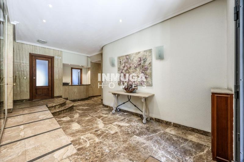 Foto faeabf4b-9325-47cd-873b-61dfeb626016. Alquiler piso calle víctor andrés belaunde en Hispanoamérica-Bernabéu Madrid