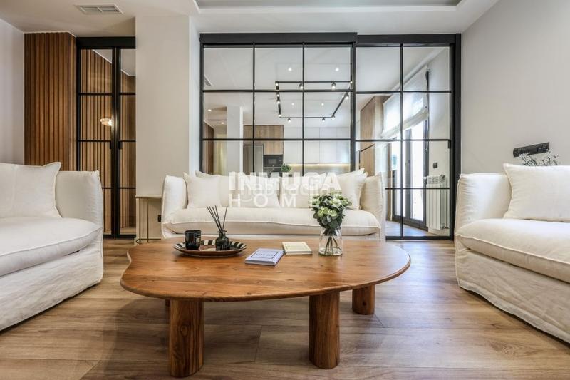 Foto 62a2bb20-6011-4601-b70c-3ef7a1f2e0d7. Appartamento con riscaldamento parcheggio in Lista Madrid