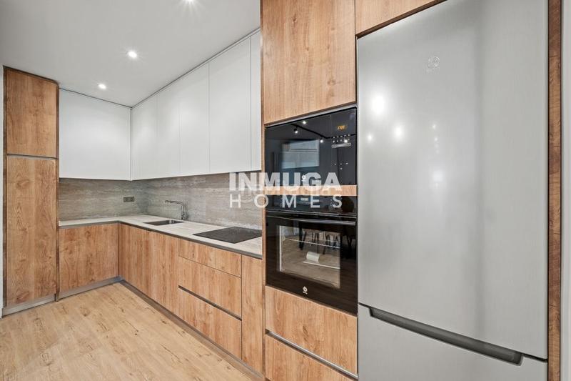 Foto 2481d39e-5243-4d47-9c04-ce46293c7198. Flat with heating parking in Delicias Madrid