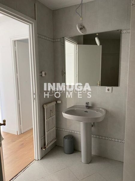 Foto 15c71b7f-08fe-405a-bd3d-111f14a276dd. Pis a El Viso Madrid