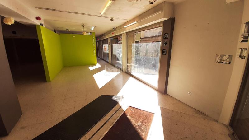 Foto b6bab7e4-54e8-443b-83a0-fca8af159377. Lloguer local comercial a Poble Sec Igualada