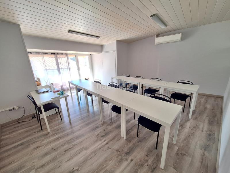 Foto 0f5ace9e-ade4-4801-ab95-576cdcfaa34c. Edificio edifici en venda al passeig verdaguer aprop de cal font en Igualada