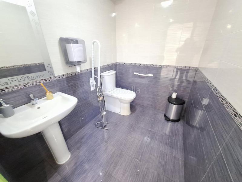 Foto 10c10e76-0da8-4103-bb75-841ee020afb2. Edificio edifici en venda al passeig verdaguer aprop de cal font en Igualada