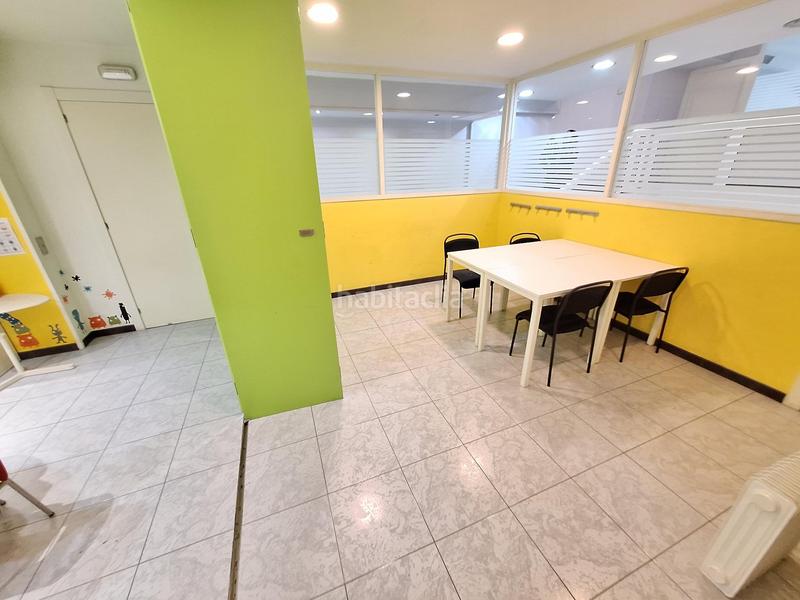 Foto 2efffc72-f3bd-4966-9b96-b5837179c9b8. Edificio edifici en venda al passeig verdaguer aprop de cal font en Igualada