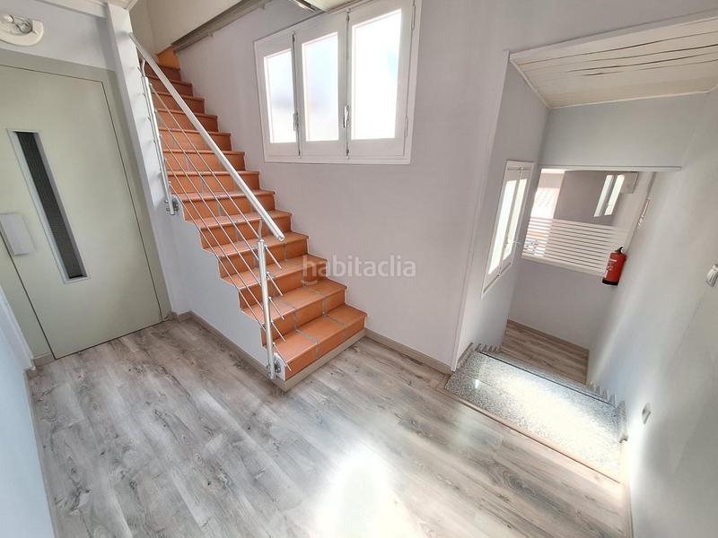 Foto 678127a1-bcae-42dc-b293-ae86ae0780e1. Edificio edifici en venda al passeig verdaguer aprop de cal font en Igualada