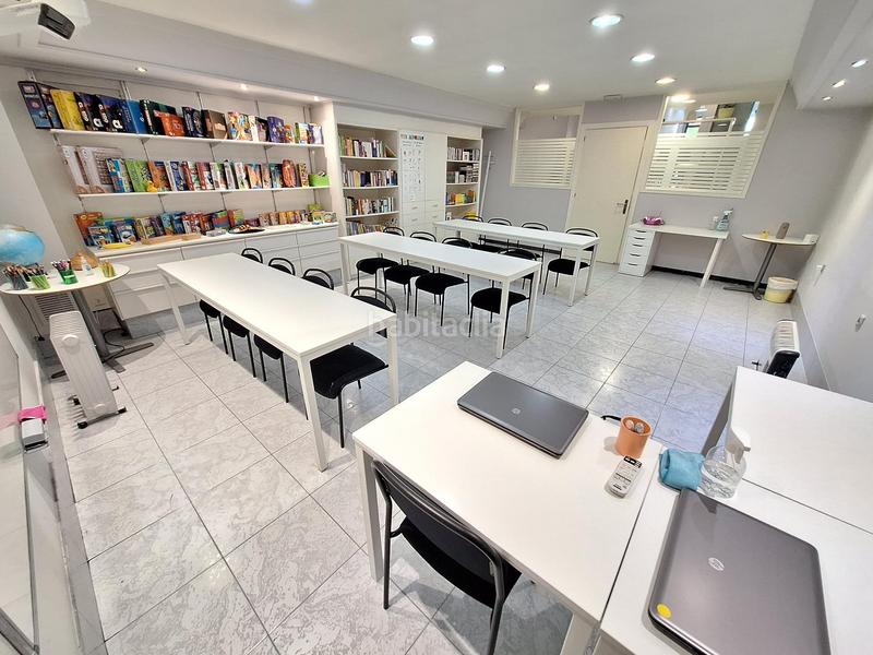 Foto 774a745f-44a9-4c4e-a720-6045a634951f. Edificio edifici en venda al passeig verdaguer aprop de cal font en Igualada