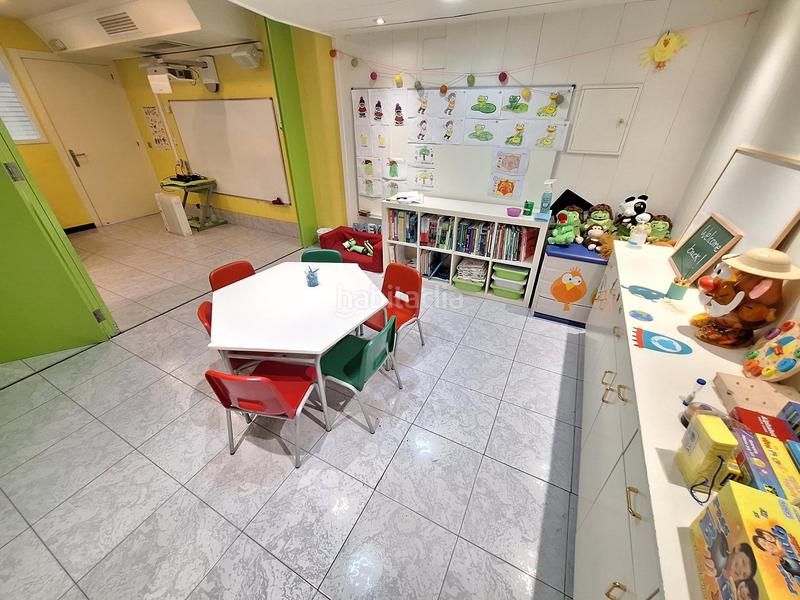 Foto a7138a0a-31c2-42e4-846e-410a76460721. Edificio edifici en venda al passeig verdaguer aprop de cal font en Igualada