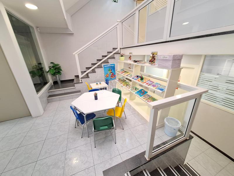 Foto fb66ab0d-19de-4013-9666-a4e9a8aa84aa. Edificio edifici en venda al passeig verdaguer aprop de cal font en Igualada