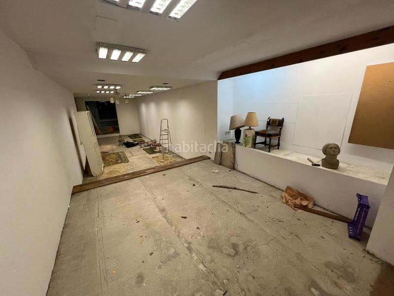 Foto 7b54c07b-a43e-4a67-8e47-474703d935ab. Alquiler local comercial local en zona peatonal en Igualada