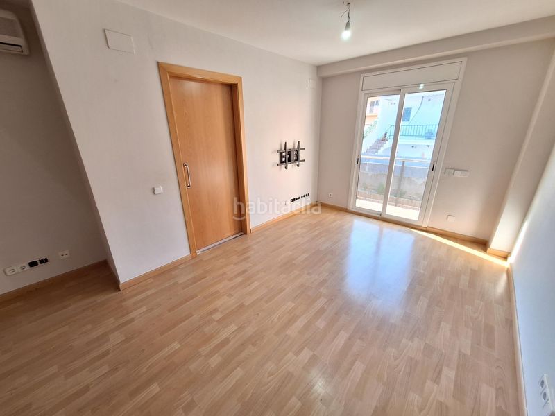 Foto ebad1813-f489-49c4-9920-62cf07217cb6. Dúplex pis duplex  poble en Òdena