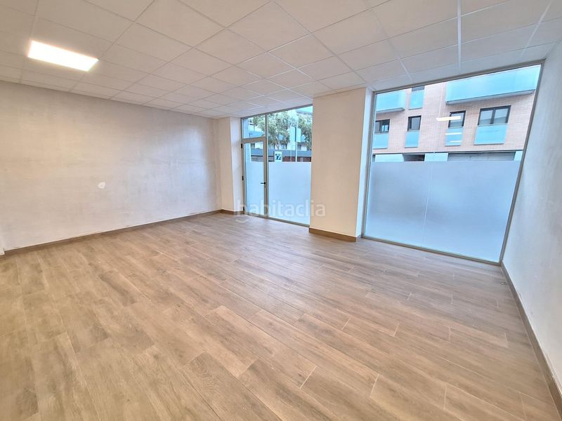 Foto 0524f2be-c2b8-4671-874a-646ca7259c59. Lloguer local comercial a Poble Sec Igualada
