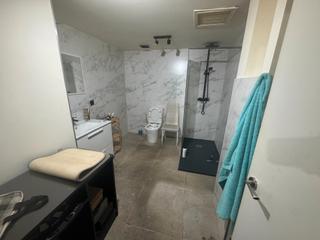 Local Comercial en Villayuventus-Renfe. Local en venta en zona centro de parla