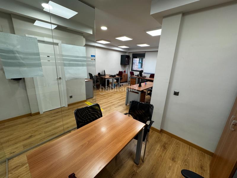 Foto 4ca45dbc-4868-4866-a336-8efc00ce586a. Ufficio con parcheggio in Centro Parla