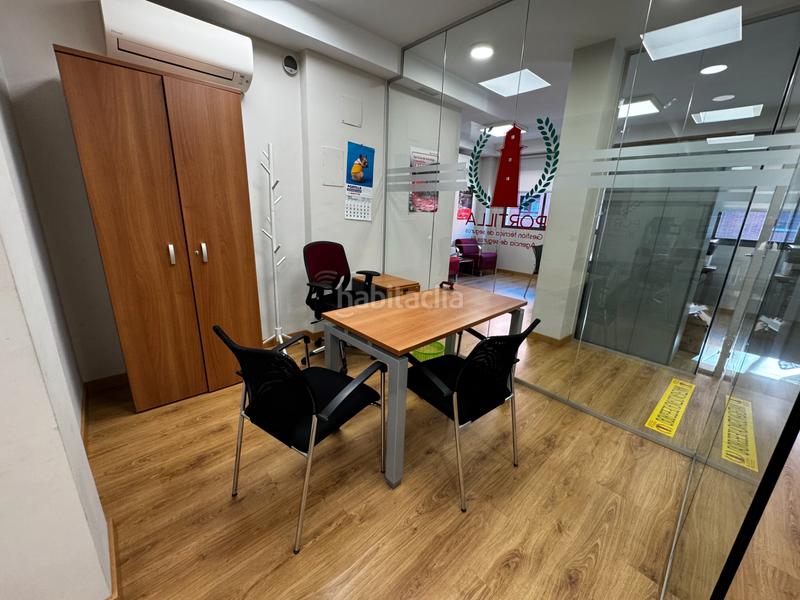 Foto 96419216-41d8-41b4-9d53-78df2dab4247. Ufficio con parcheggio in Centro Parla