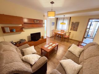 Piso en Yuncler. Atractivo apartamento de 2 habitaciones en yuncler