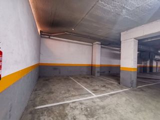 Aparcament cotxe a Calle Cristina Sánchez