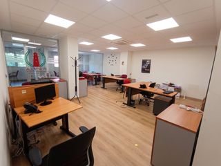 Bureau  Avenida rey juan carlos i. Oficina en venta en el centro de leganés  oportunidad!