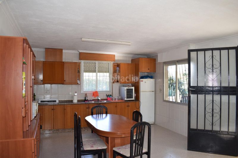 Foto 20d866ac-17fd-4b25-9910-eb30f6d5261a. Casa a Redován