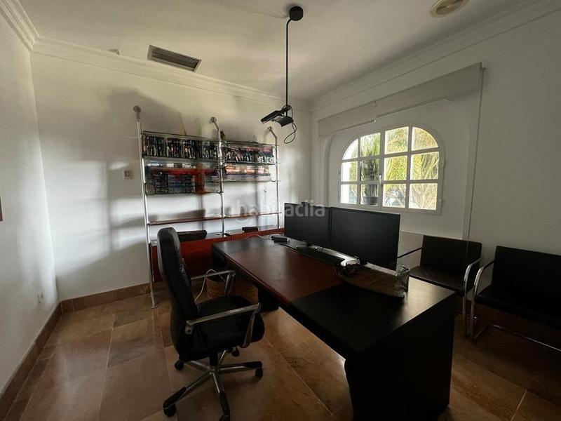 Foto 91c21090-a6d4-4be3-82e8-526bfb65f209. Xalet amb aparcament piscina a Zona Carrefour - Urbanizaciones Torrevieja