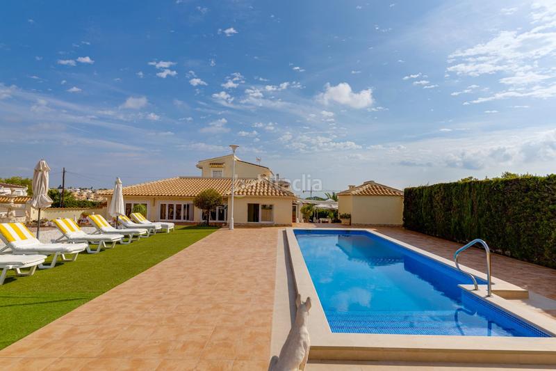 Foto 15e6ac63-4716-431b-8329-e73f193239ec. Chalet avec chauffage parking piscine dans Villamartín-Las Filipinas Orihuela