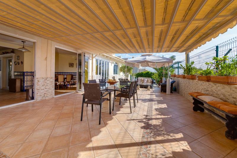 Foto 85541a83-619d-450d-87e7-b2b970be0690. Chalet avec chauffage parking piscine dans Villamartín-Las Filipinas Orihuela