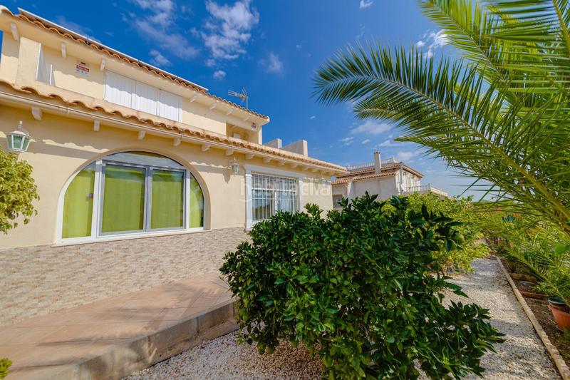 Foto 8d421bf4-91e1-4f2c-a6eb-d23d5b1a6c37. Chalet avec chauffage parking piscine dans Villamartín-Las Filipinas Orihuela