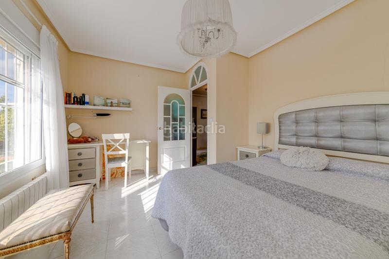 Foto c2480864-128c-47d6-8cc9-23e135dd18a0. Chalet avec chauffage parking piscine dans Villamartín-Las Filipinas Orihuela